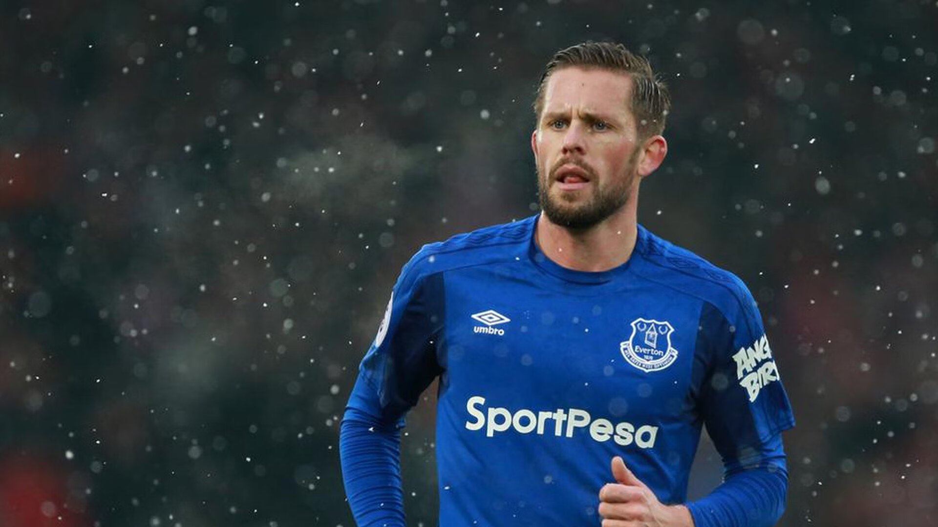 足坛风云：本周五精彩比赛全集回顾，足坛风云人物